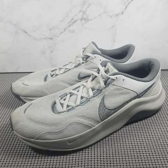 Nike Legend Essential 3 Next Nature Men's Workout Sneakers Shoes 14 - Picture 4 of 9